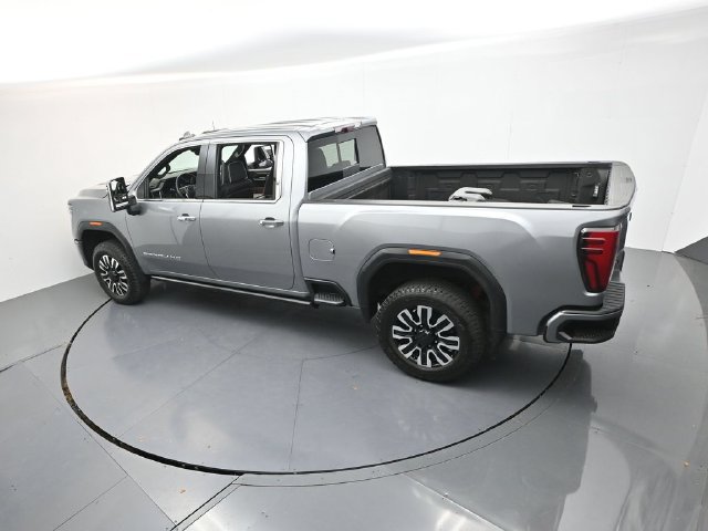 Used 2025 GMC Sierra 2500 Denali Ultimate AWD/4WD image 43