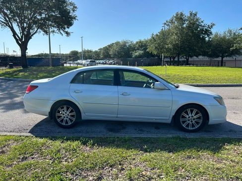 Used 2007 Toyota Avalon Limited FWD image 6