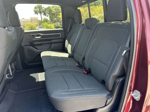 Used 2022 RAM 1500 Big Horn AWD/4WD image 18