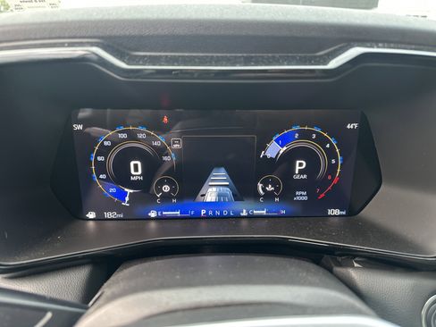 Used 2025 Chevrolet Colorado LT w/ Advanced Trailering Package image 16