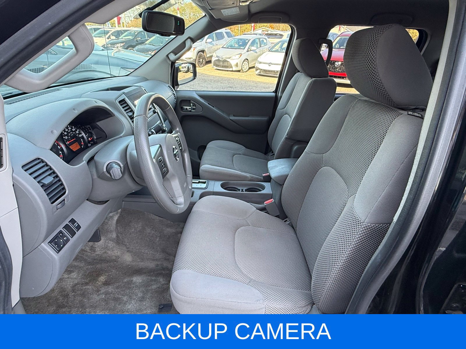Used 2012 Nissan Frontier SV w/ SV Premium Utility Pkg AWD/4WD image 15