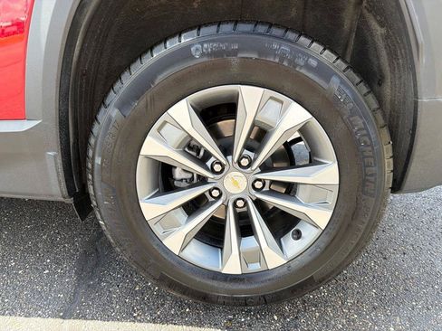 Used 2025 Chevrolet Equinox LT AWD/4WD image 28