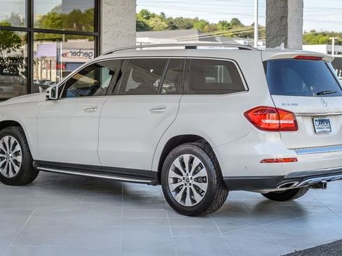 Used 2018 Mercedes-Benz GLS 450 4MATIC w/ Premium Package image 7