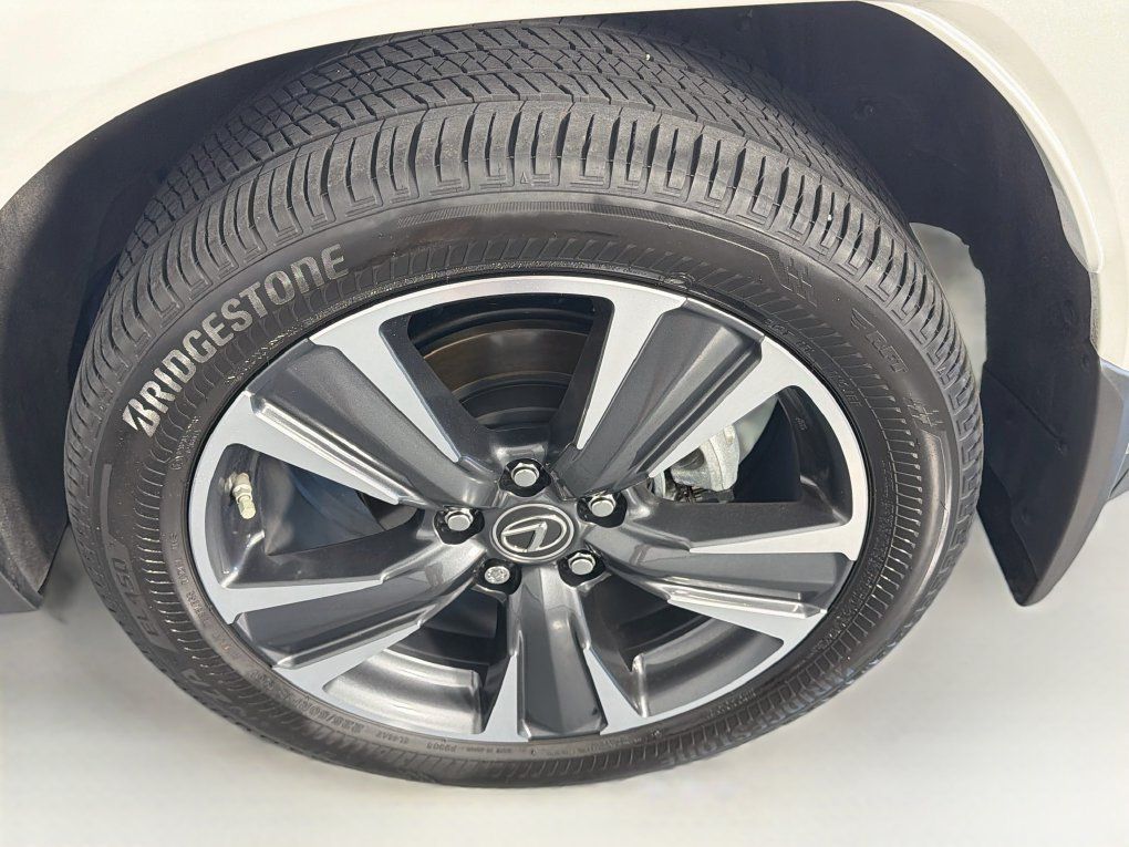 Used 2024 Lexus UX 250h FWD w/ Premium Package image 32
