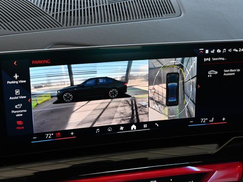 New 2026 BMW 550e xDrive 550e xDrive image 25