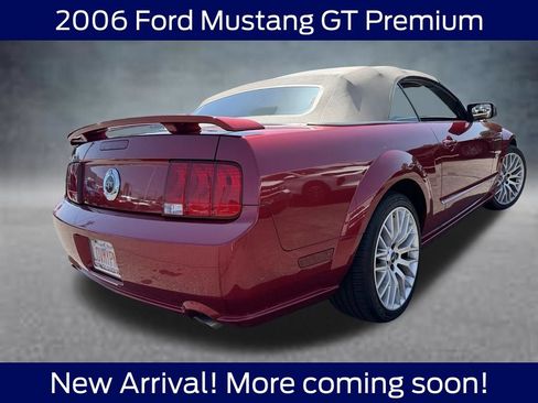 Used 2006 Ford Mustang GT Premium RWD image 4