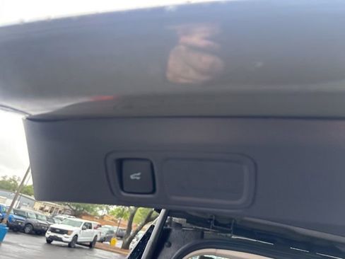 Used 2024 Ford Expedition XLT RWD image 14