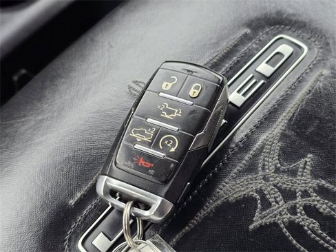 Used 2019 RAM 1500 Limited image 10