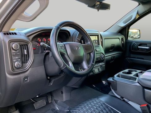 Used 2025 Chevrolet Silverado 1500 Custom Trail Boss AWD/4WD image 14
