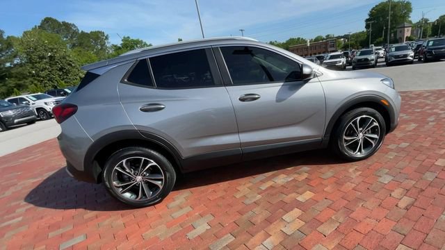 Used 2023 Buick Encore GX Select FWD image 2