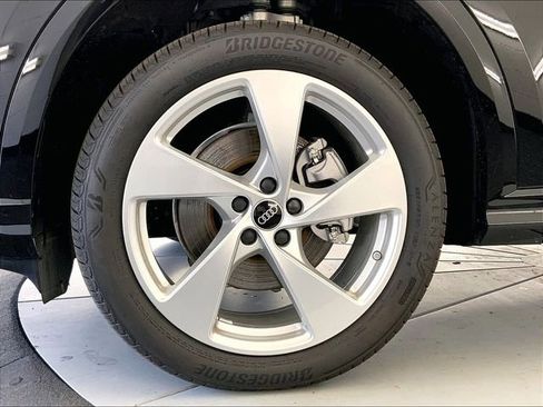 New 2025 Audi Q5 Premium Plus AWD/4WD image 12