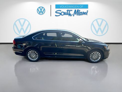Used 2016 Volkswagen Passat 1.8T SE image 8