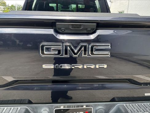 Used 2023 GMC Sierra 1500 SLT AWD/4WD image 29