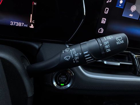 Used 2025 Chevrolet TrailBlazer LT FWD image 34
