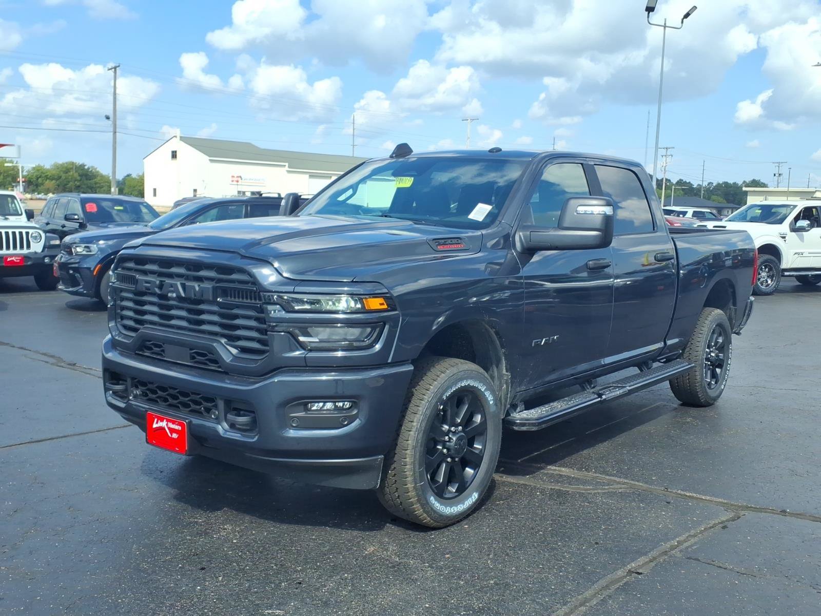 New 2026 RAM 2500 Big Horn AWD/4WD image 5