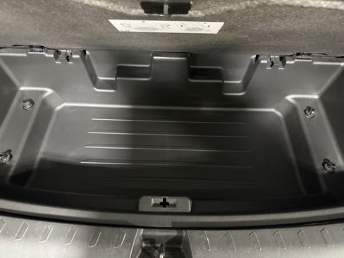 Used 2019 Chevrolet Traverse Premier w/ Redline Edition image 9