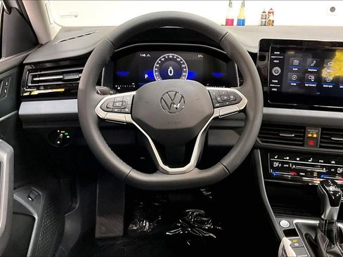 New 2026 Volkswagen Jetta SE image 15