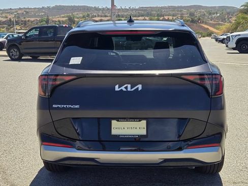 New 2026 Kia Sportage SX FWD image 19