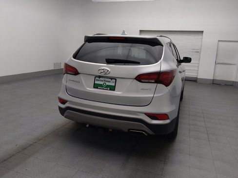 Used 2018 Hyundai Santa Fe Sport w/ 2.4L Value Package 02 FWD image 7