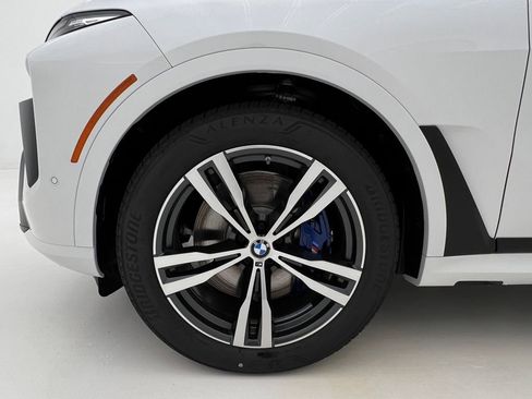 New 2026 BMW X7 M60i w/ Executive Package image 17