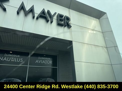 Used 2020 Chevrolet Equinox LT image 12