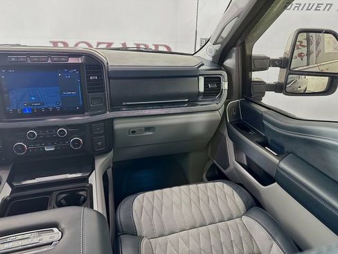 Used 2024 Ford F250 Limited w/ FX4 Off-Road Package image 29