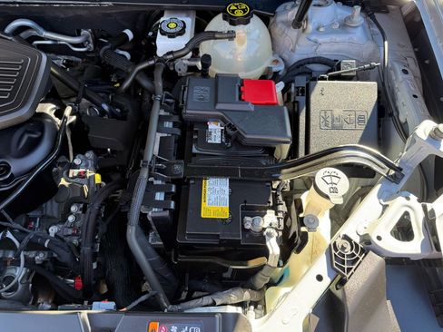 Used 2020 GMC Acadia SLT w/ Driver Alert Package II image 47