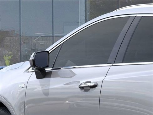 New 2025 Cadillac XT5 Premium Luxury w/ LPO, Floor Liner Package image 12