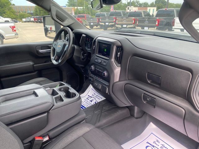 Used 2024 Chevrolet Silverado 2500 Custom w/ Custom Value Package AWD/4WD image 16