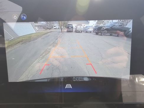 Used 2026 Chevrolet Equinox LT w/ Convenience Package II image 26