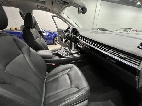 Used 2018 Audi Q7 3.0T Premium Plus image 41