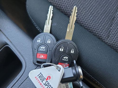 Used 2019 Nissan Sentra S image 31