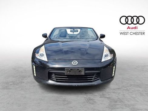 Used 2016 Nissan 370Z Touring Sport RWD image 2