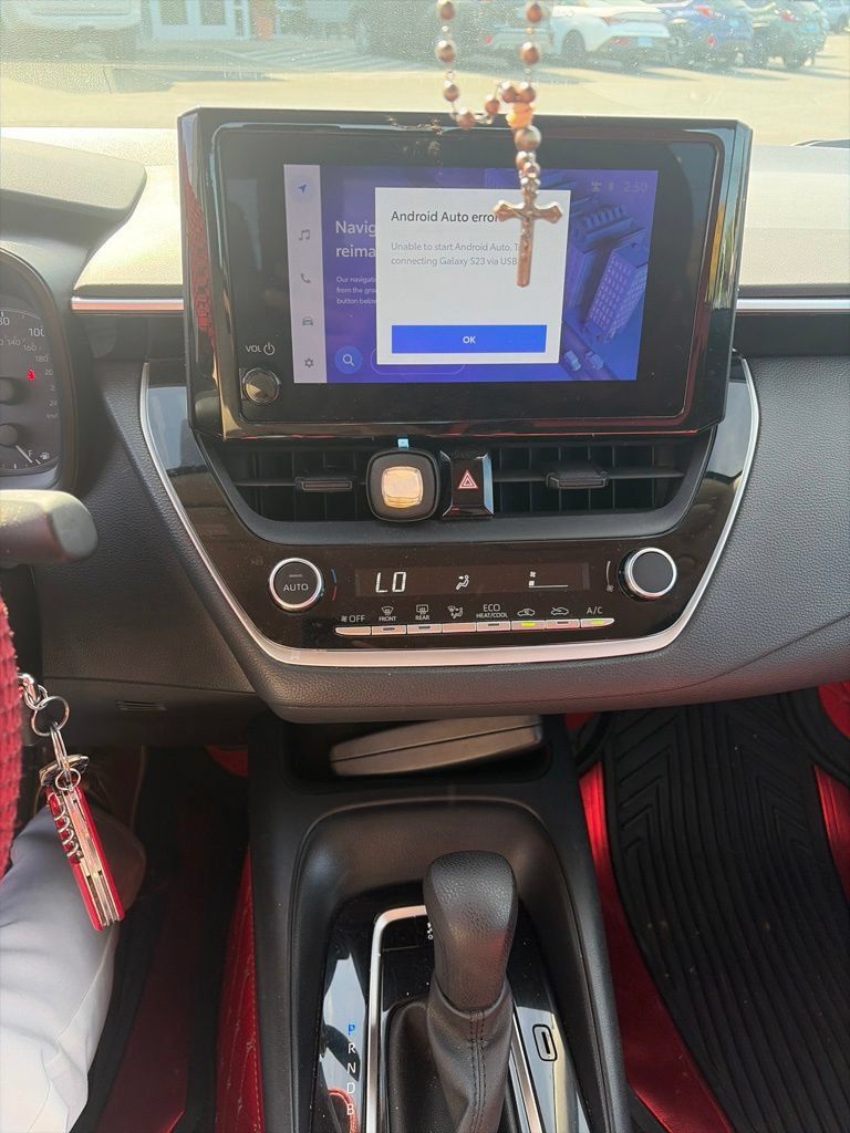 Used 2023 Toyota Corolla LE FWD image 11