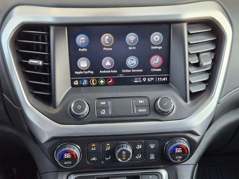 Used 2023 GMC Acadia SLE w/ Driver Convenience Package image 17