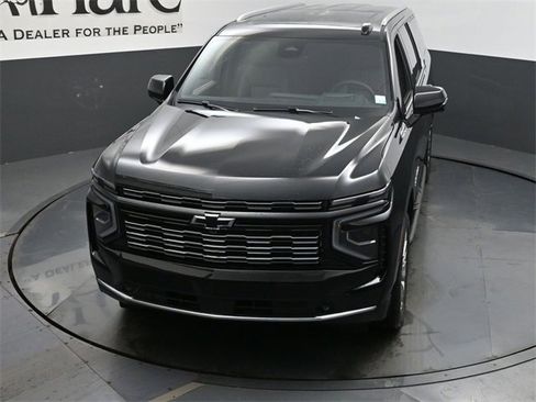 New 2026 Chevrolet Suburban High Country image 20
