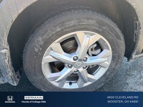 Used 2024 Honda HR-V LX image 9