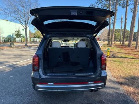 Used 2024 Hyundai Palisade Calligraphy image 18