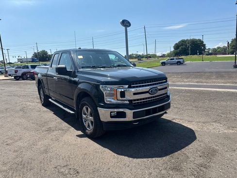 Used 2018 Ford F150 XLT w/ Equipment Group 302A Luxury RWD image 1