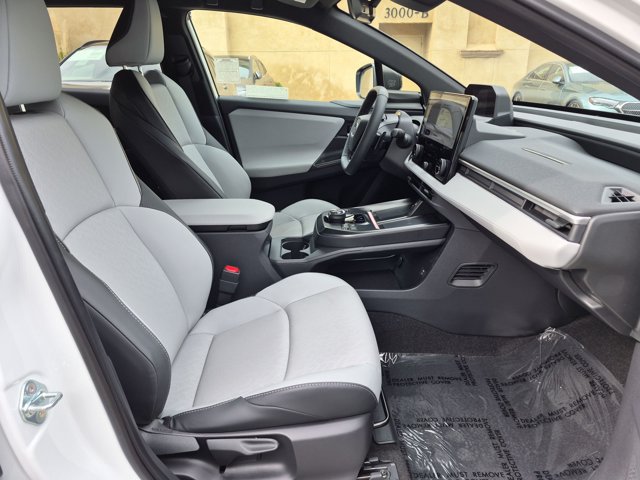 Used 2026 Subaru Solterra AWD/4WD image 21