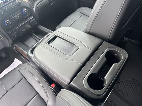 Certified 2022 Chevrolet Silverado 2500 High Country w/ Z71 Off-Road Package AWD/4WD image 22