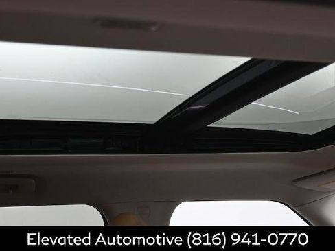 Certified 2026 INFINITI QX80 Luxe AWD/4WD image 9
