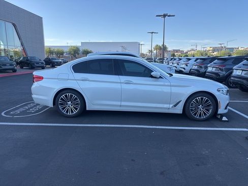 Used 2018 BMW 540i RWD image 4