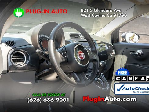 Used 2012 FIAT 500 Lounge w/ Luxury Leather Pkg FWD image 10