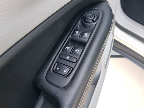 Used 2020 Jeep Compass Latitude image 20