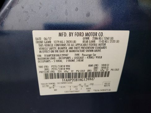 Used 2017 Ford Taurus SEL image 33