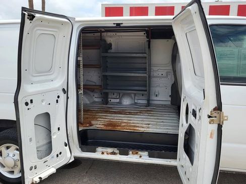 Used 2013 Ford E-250 and Econoline 250 Extended RWD image 26