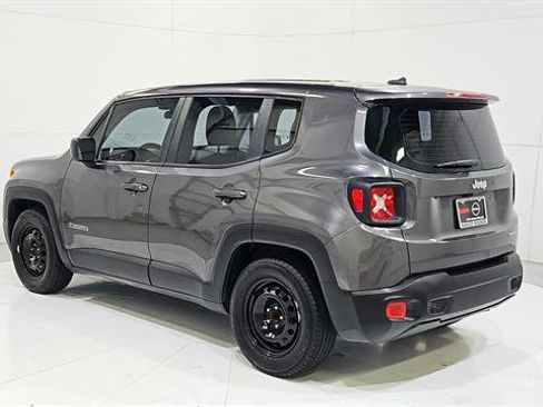 Used 2017 Jeep Renegade Sport w/ Power & Air Group FWD image 6