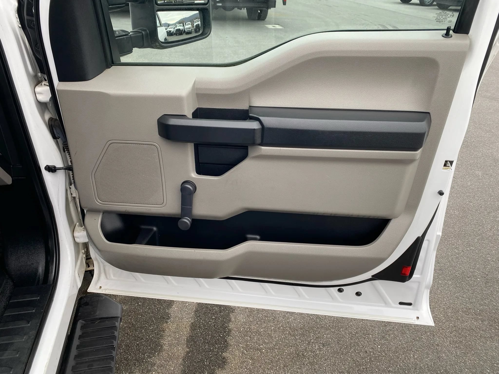 Used 2017 Ford F250 4x4 SuperCab Super Duty image 22