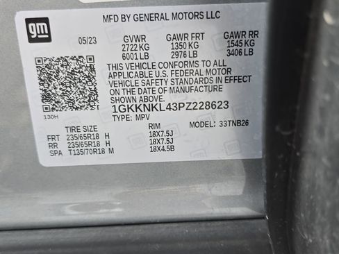 Certified 2023 GMC Acadia SLE w/ Driver Convenience Package FWD image 35